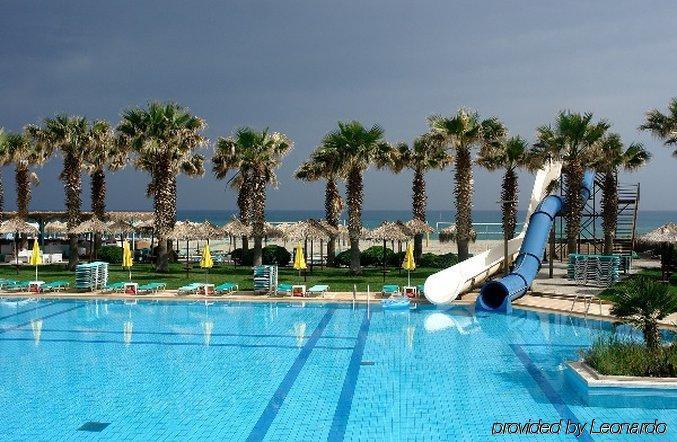 Axos Hotel 3*